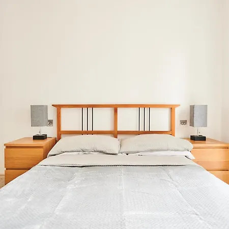 Bright 2 Bedroom Flat In Old Street With Balcony Londres Extérieur photo
