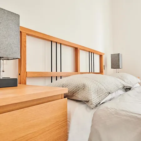 Bright 2 Bedroom Flat In Old Street With Balcony Londres Extérieur photo
