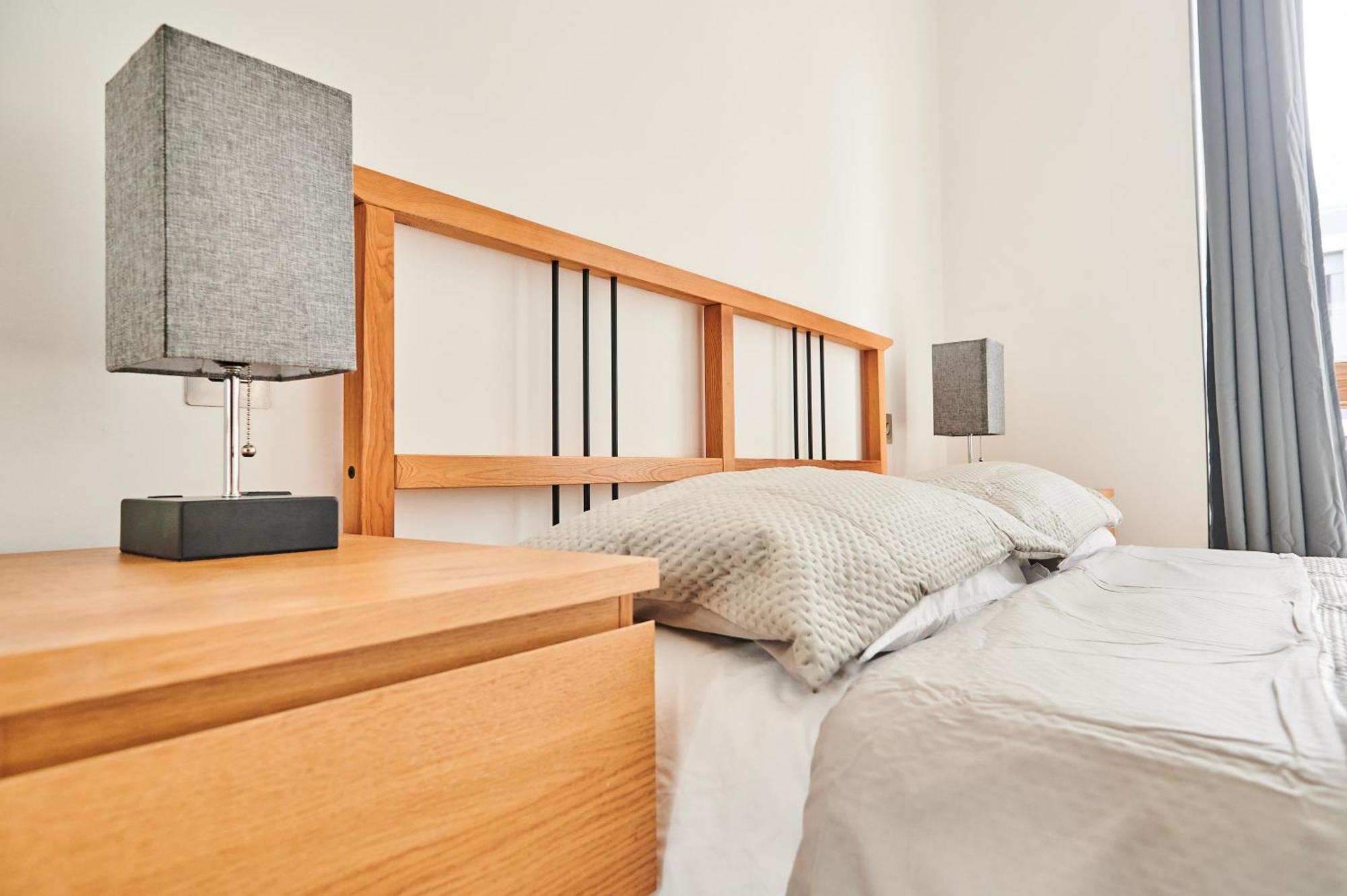 Bright 2 Bedroom Flat In Old Street With Balcony Appartement Londres
